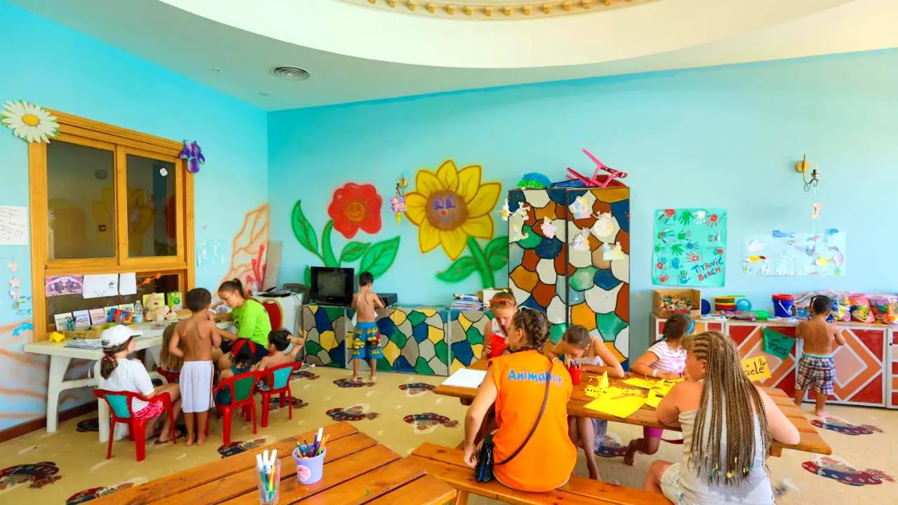 الفندق تيتانيك بيتش - الغردقة